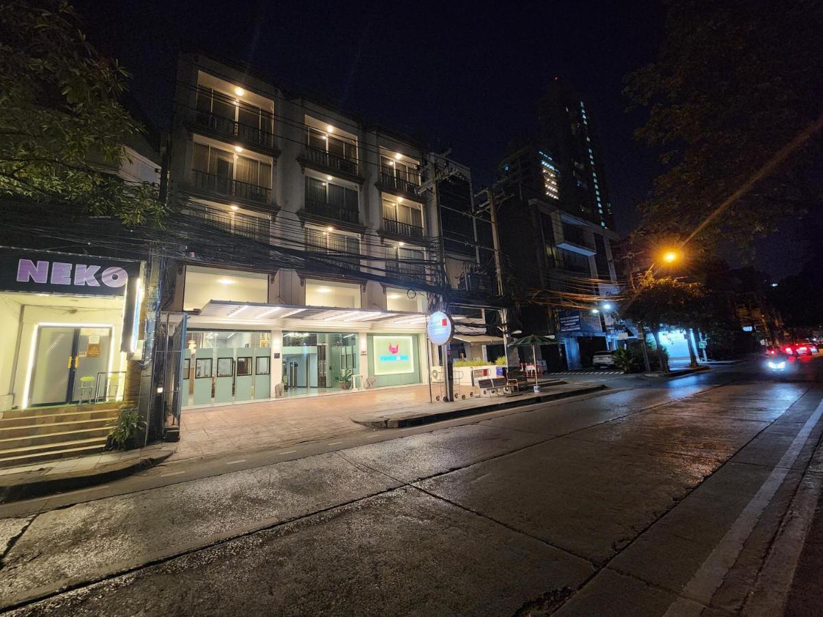 八月度假酒店 曼谷 外观 照片
