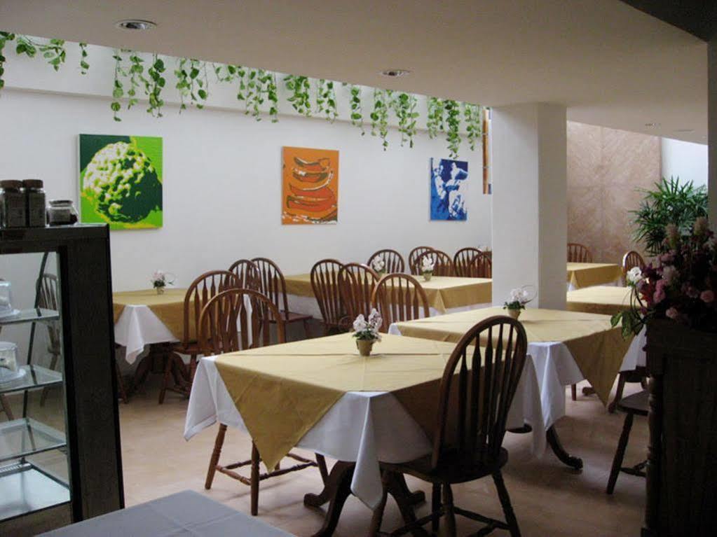 八月度假酒店 曼谷 外观 照片